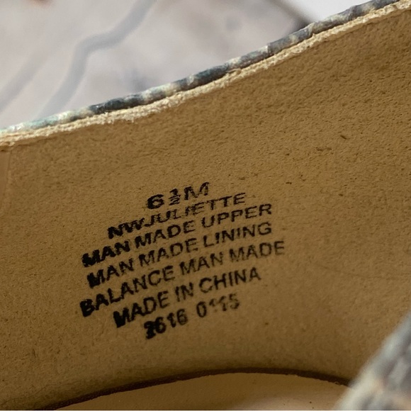 NINE WEST Women's "Juliette" Beige Gray Snakeskin Print Platform Heels Sz 6.5 - Picture 4 of 6